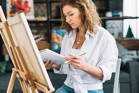 woman painting